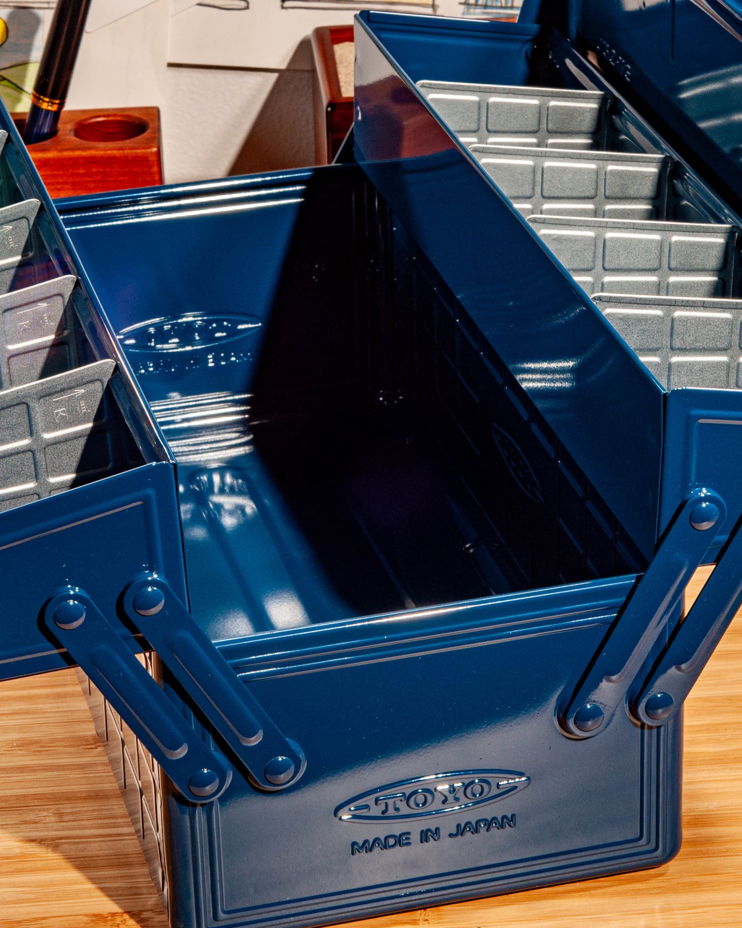 Toyo - Steel Cantilever Toolbox ST-350